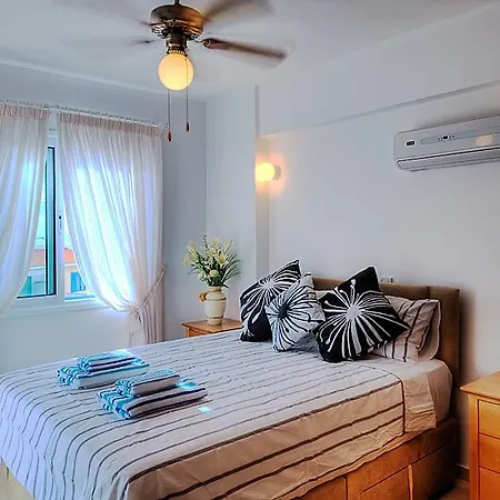 Springs - Luxury Penthouse דירה