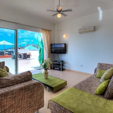 Springs - Luxury Penthouse Διαμέρισμα Πέγεια