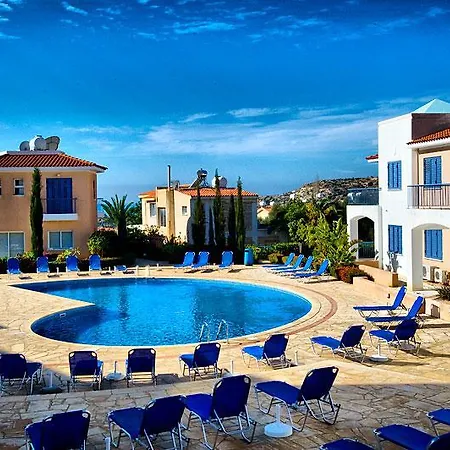 Springs - Luxury Penthouse Πέγεια